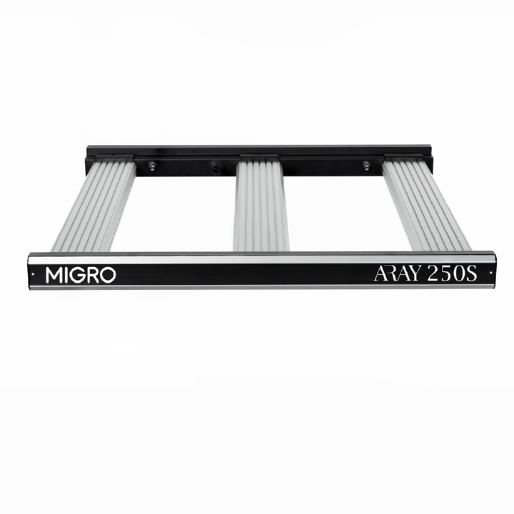 The MIGRO ARAY 250S has large heatsinks to ensure the LEDs run cool for good heat dissipation and long lifespan of the LEDs
